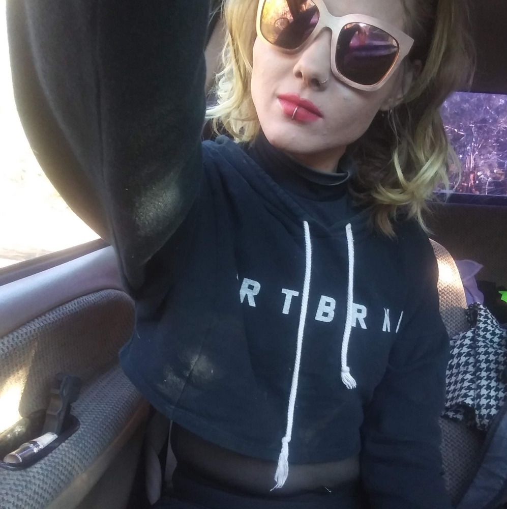 Meet your Posher, Sydnee